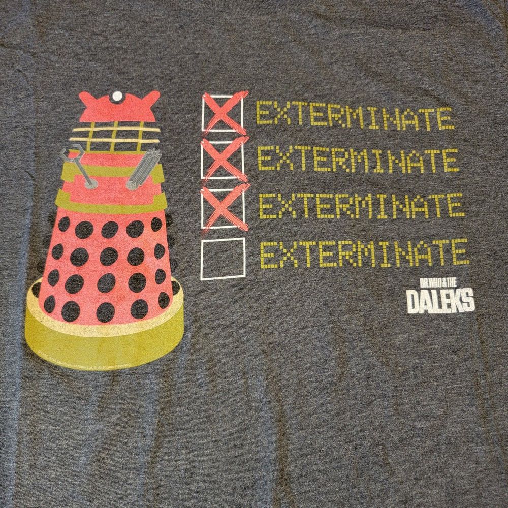 Doctor Who Daleks Exterminate Graphic Short Sleeve - Size Medium